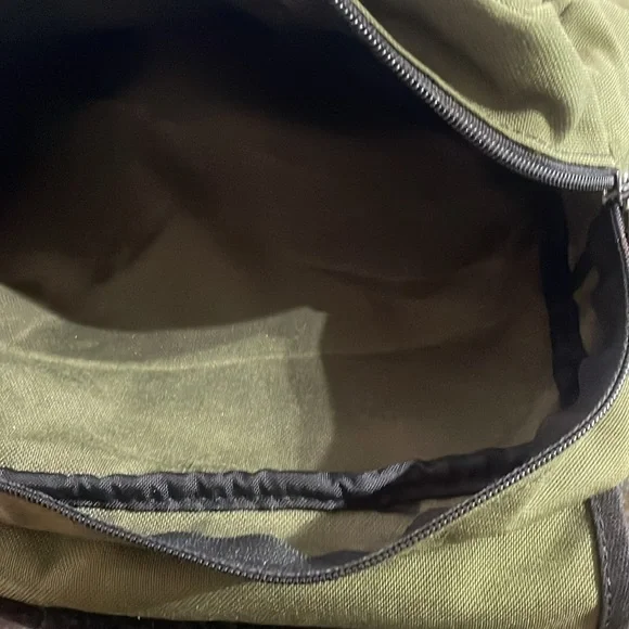 Manhatten Portage - Sling Messanger Bag - Navy/Black - Picture 7 of 11